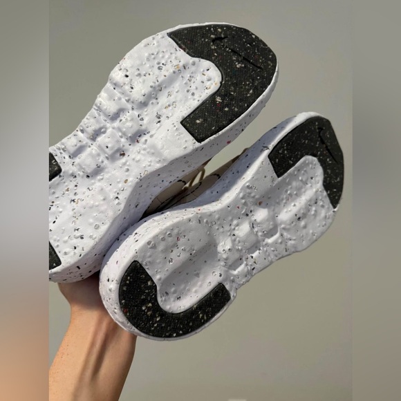 Nike Crater Impact, Women’s Athletic Shoe, Size 8 - Picture 3 of 4
